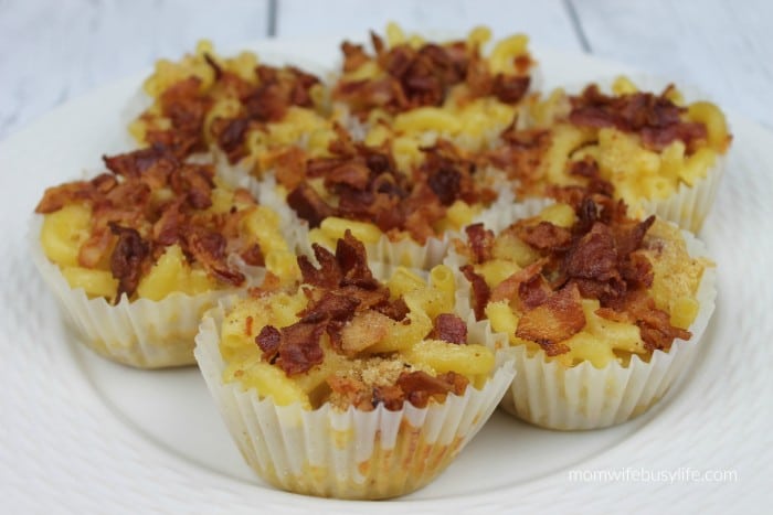 bacon macaroni and cheese muffins