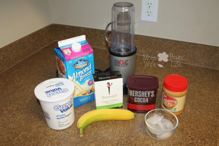 banana smoothie ingredients