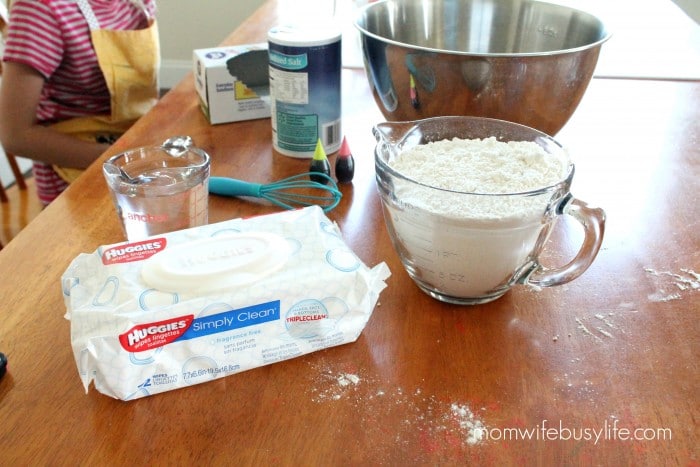 How to Make Marble Playdough