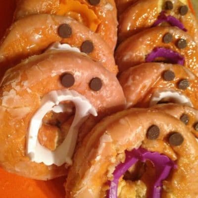 vampire-donuts-530x700