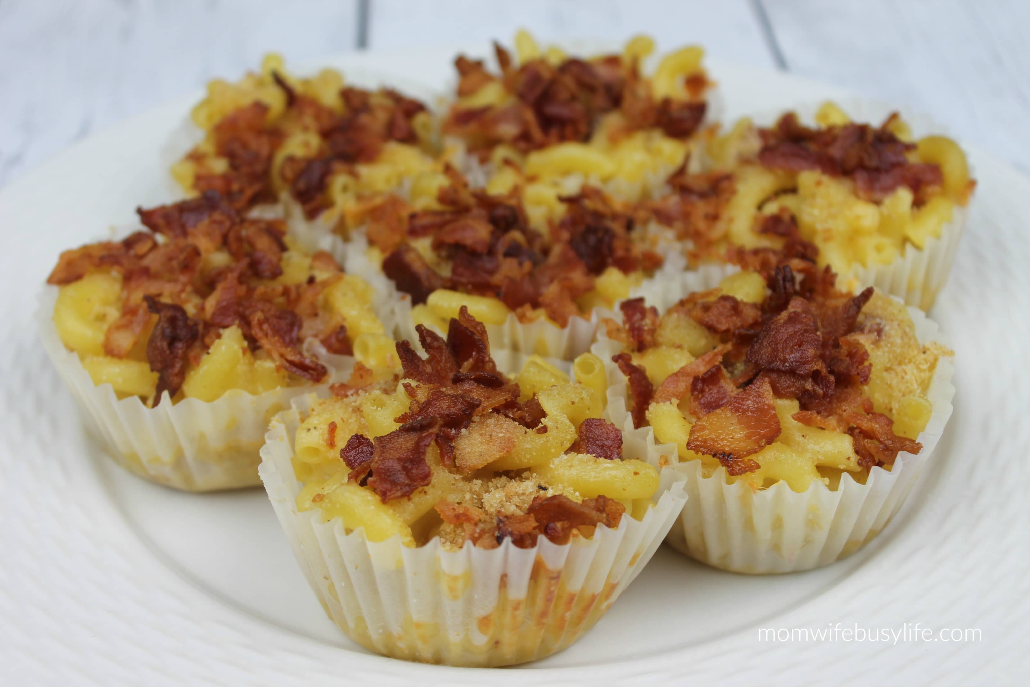 bacon macaroni and cheese muffins Mom. Wife. Busy Life.
