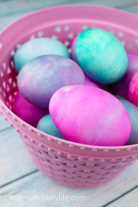 How to Dye Easter Eggs with Whipped Cream