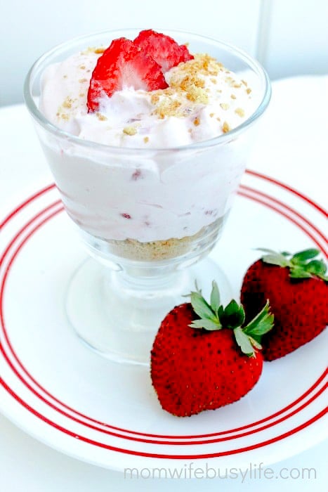 Strawberries and Cream Dessert Recipe