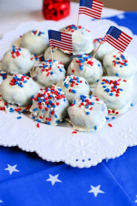 Patriotic Oreo Truffles Recipe - Mom. Wife. Busy Life.