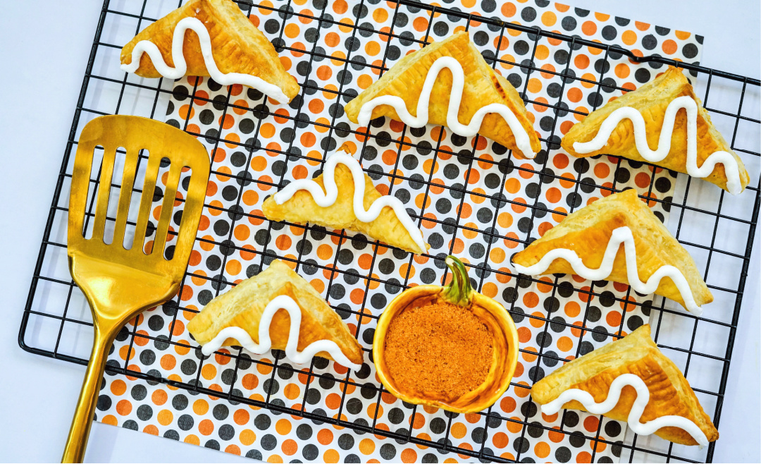 Air Fryer Pumpkin Pie Turnovers