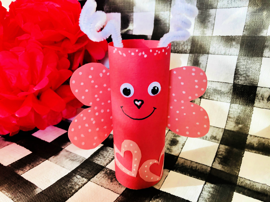 79 Easy Toilet Paper Roll Crafts the Kids will Love to Make! - Red