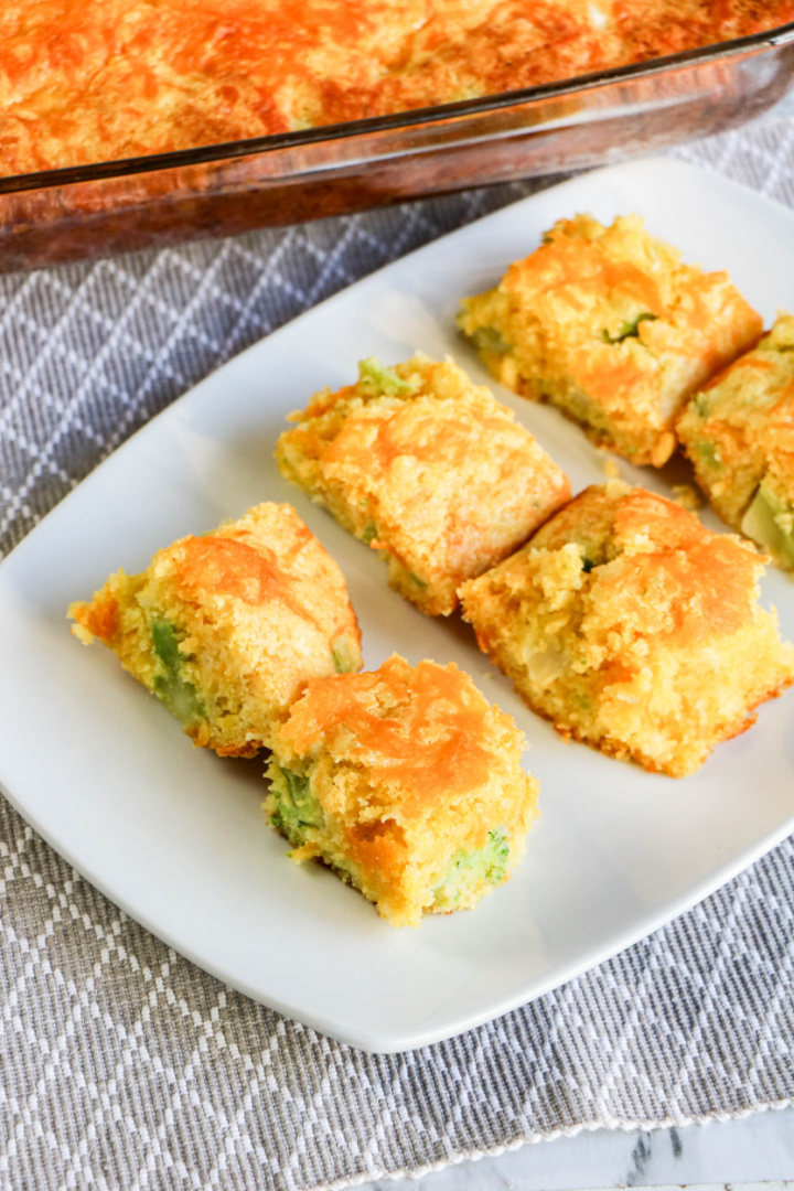 easy cheesy broccoli cornbread