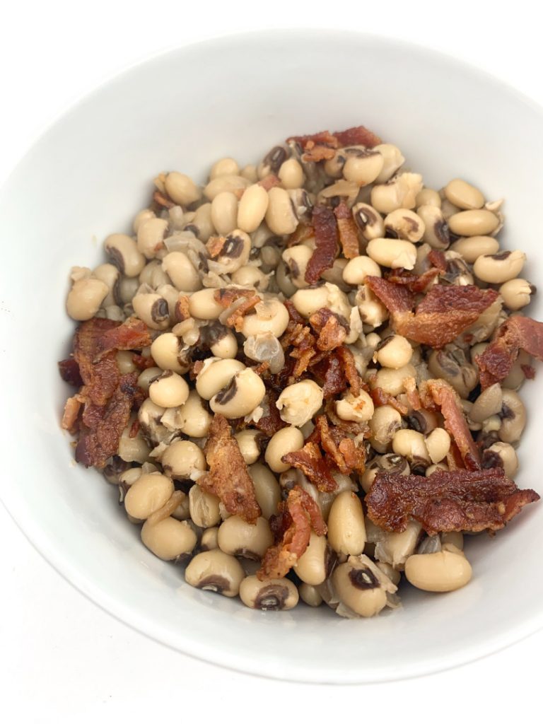 Black Eyed Peas With Bacon - Mom. Wife. Busy Life.