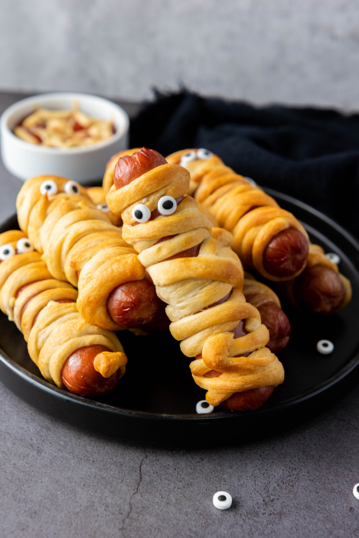 air fryer mummy hot dogs